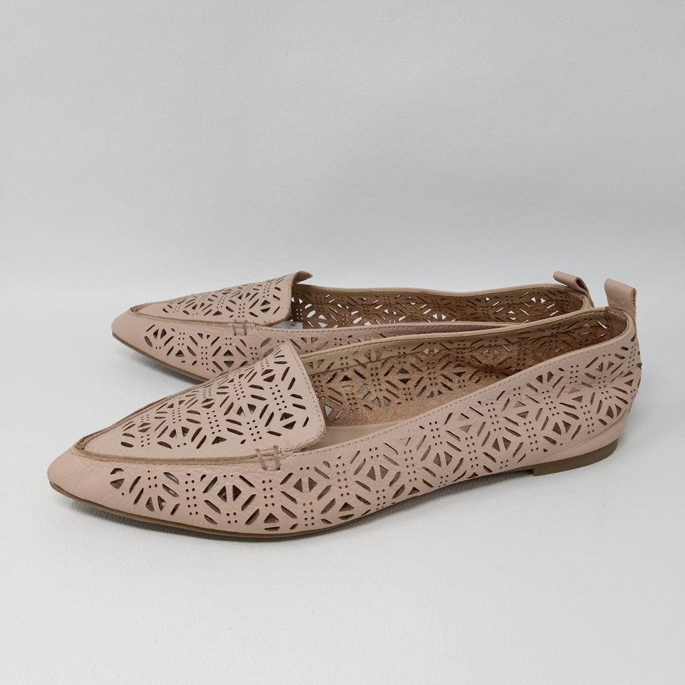 Aldo Onerin Pointed Toe Laser Cut Out Leather Flats in Bone, Women's Size 7.5